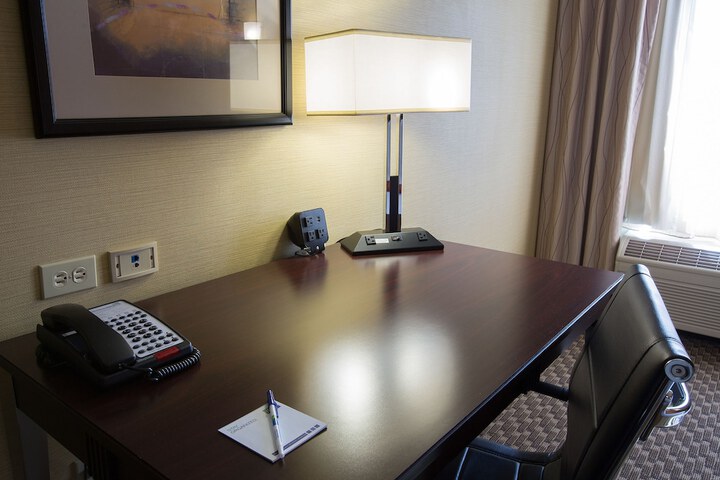 Room 16 of 50