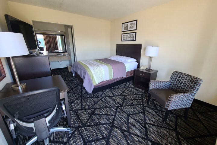 Room 25 of 30