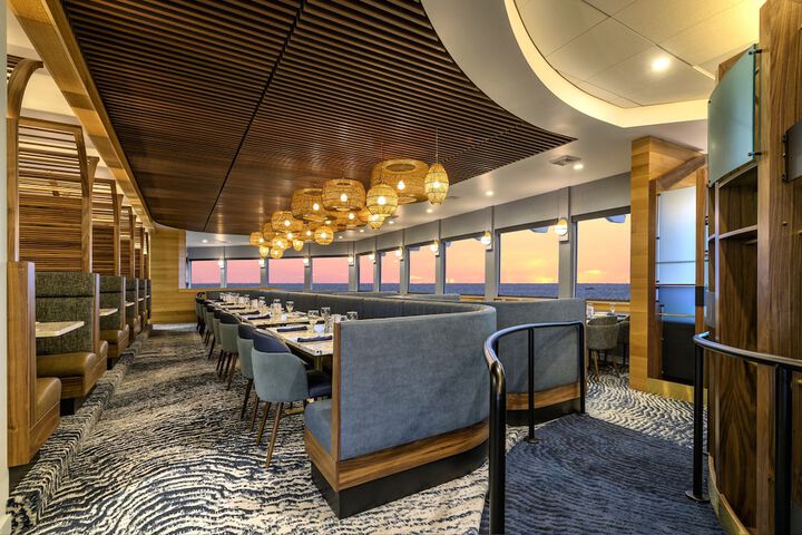 Hallmark Resort - Newport