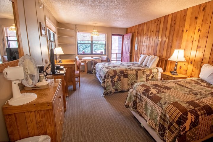 Room 114 of 261