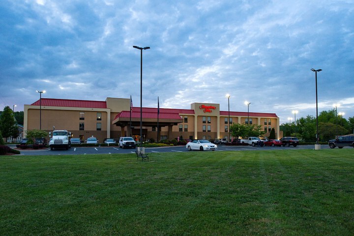 Hotel 3 of 67