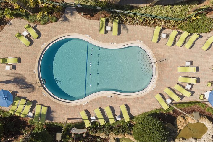 Pool 18 of 52