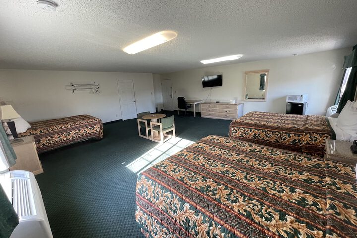 Room 41 of 62
