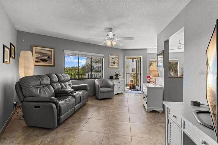 Wander Residence Condo near Fort DeSoto