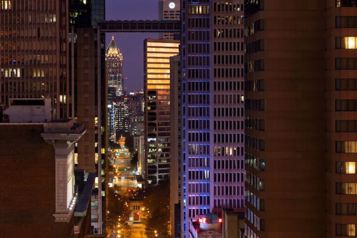 The Candler Hotel Atlanta Curio Collection by Hilton