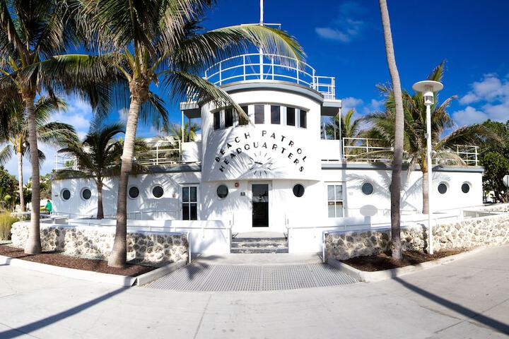 Clarion Inn & Suites Miami International Airport