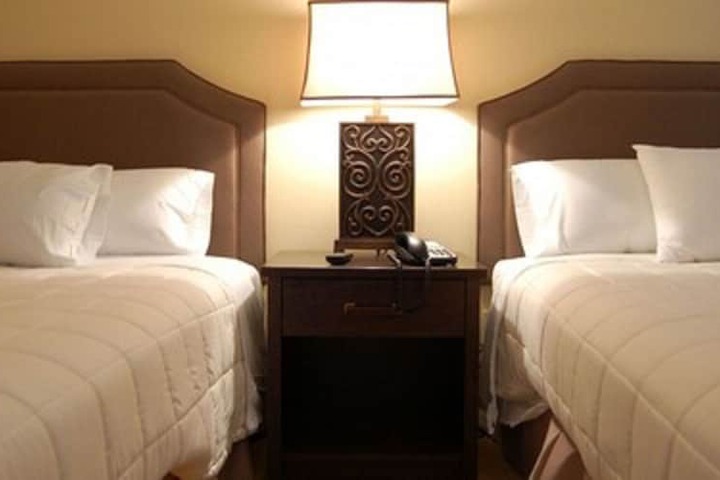 Room 9 of 14