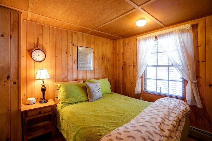 Room 33 of 54