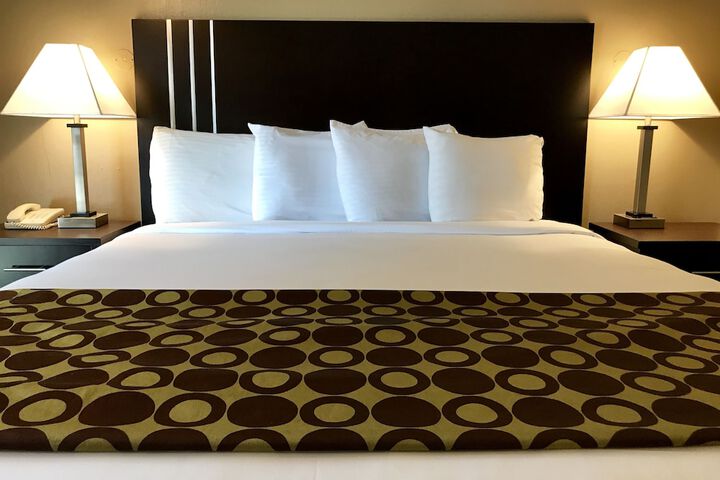Room 5 of 29