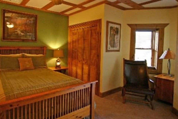 Room 34 of 72