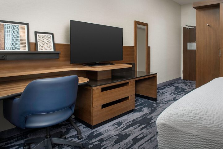 Room 16 of 31