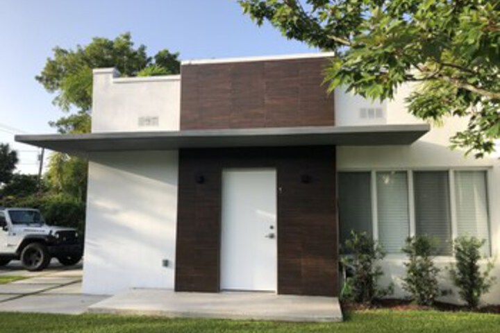 Entire house in Miami Shores