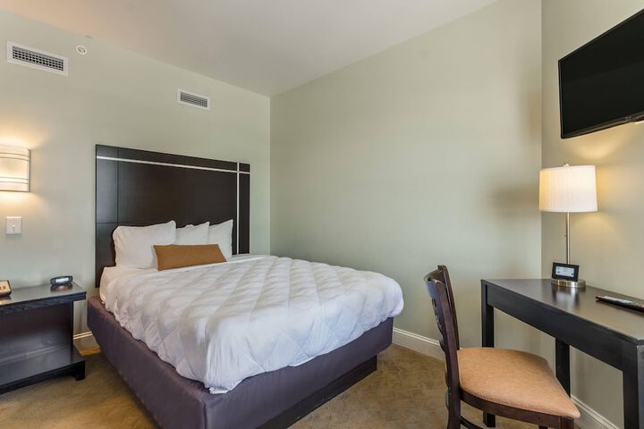 The Gin Hotel an Ascend Collection Hotel