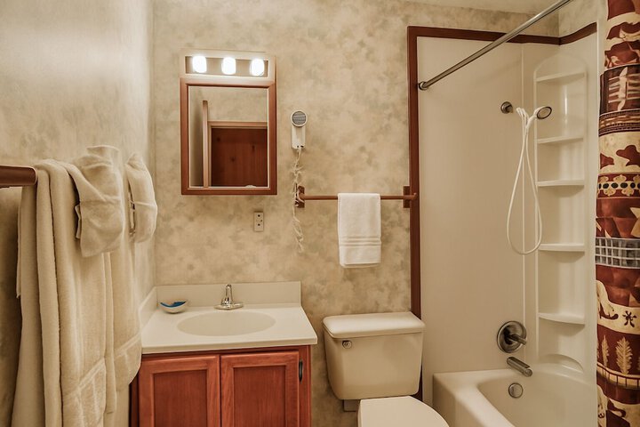 Smoketree Lodge