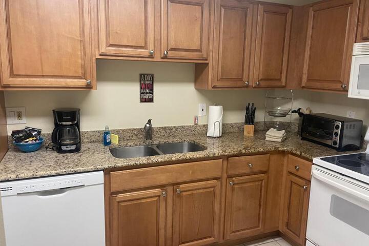 Wander Residence Condo near Fort DeSoto