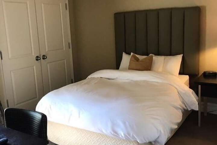 Room 18 of 35