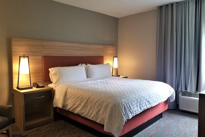 Room 51 of 59
