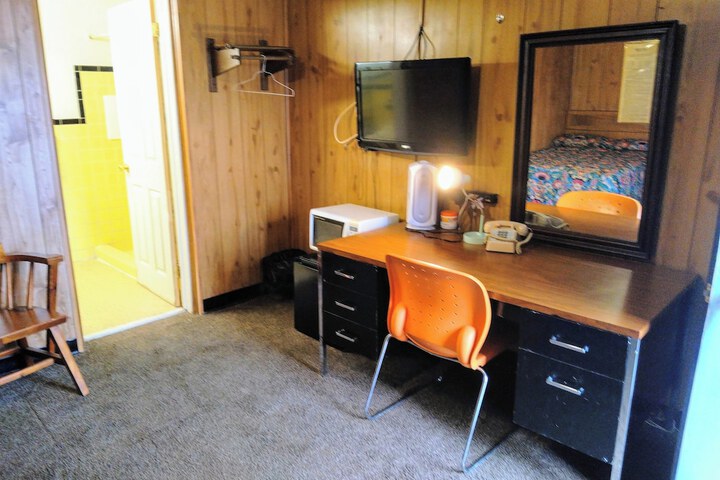 Davis Motel