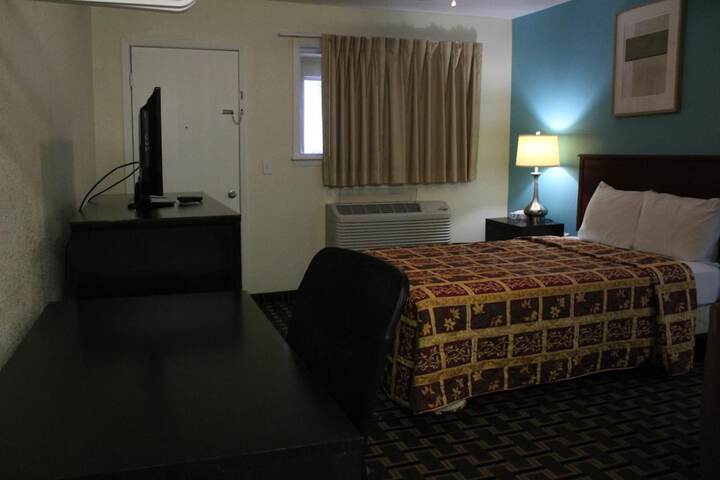 Room 22 of 54