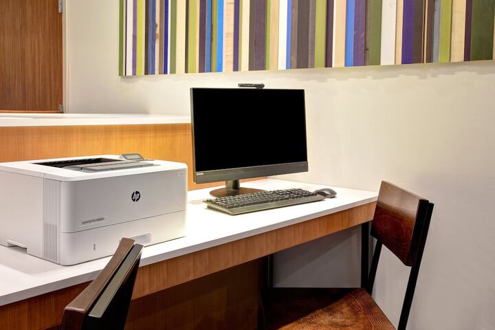 Holiday Inn Express & Suites Ottawa by IHG