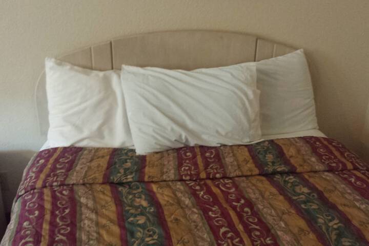 Americas Stay Inn