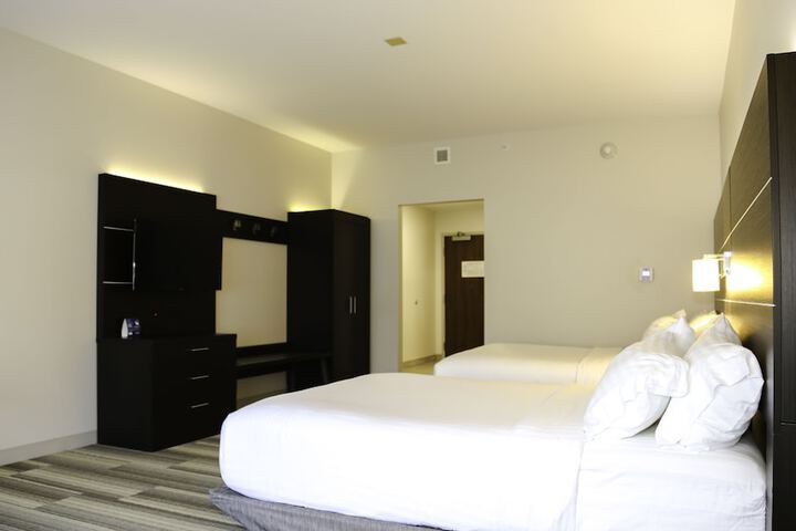 Room 37 of 57