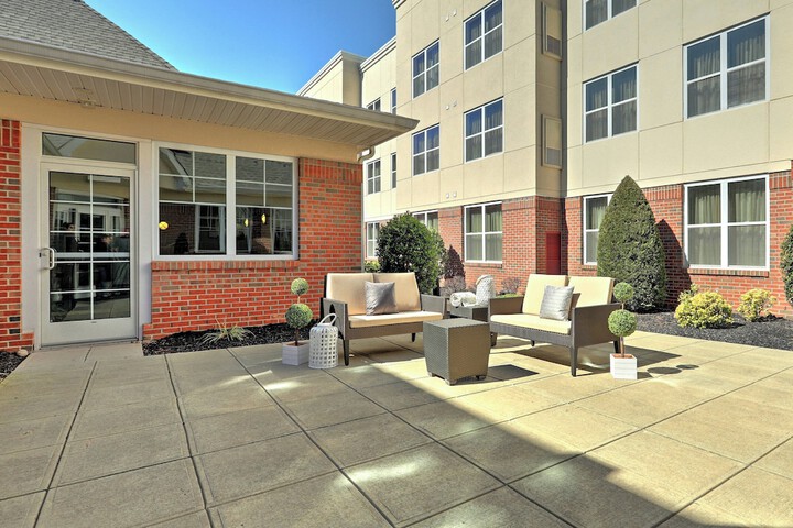 Residence Inn Woodbridge Edison / Raritan Center