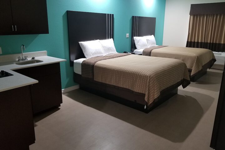 Room 13 of 23