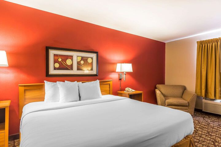 Room 27 of 41