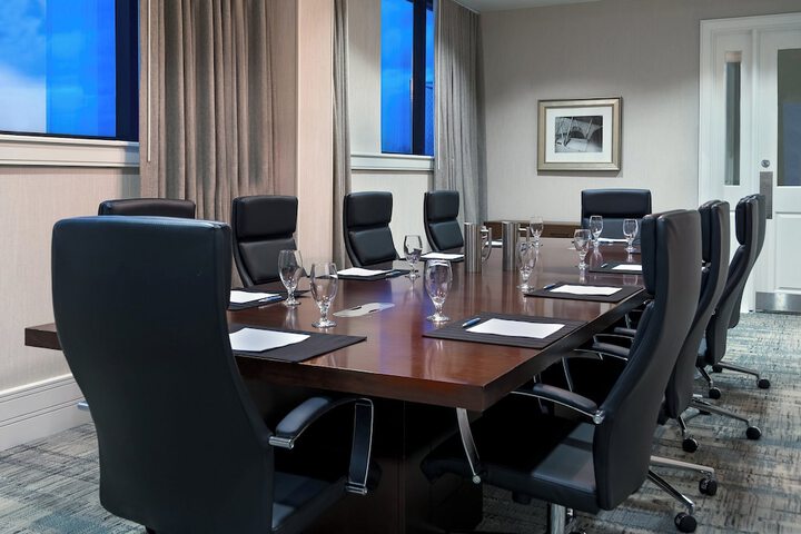 Four Points by Sheraton Huntsville Airport