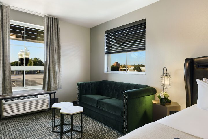 Oxford Suites Paso Robles