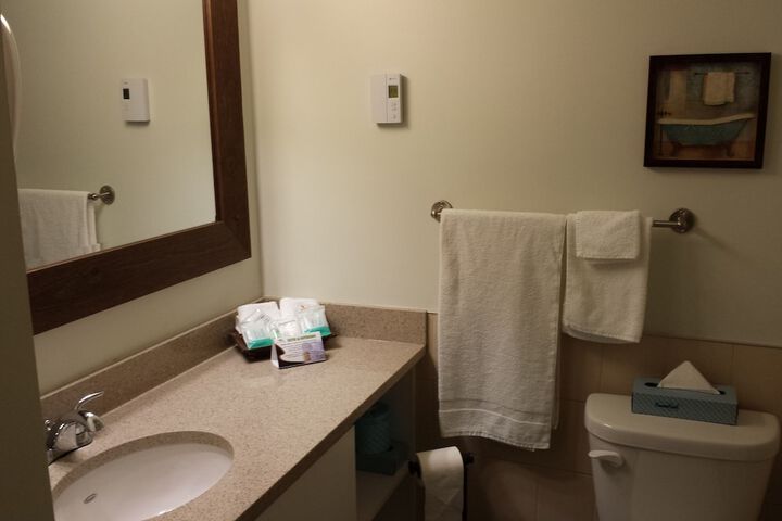 Room 22 of 34