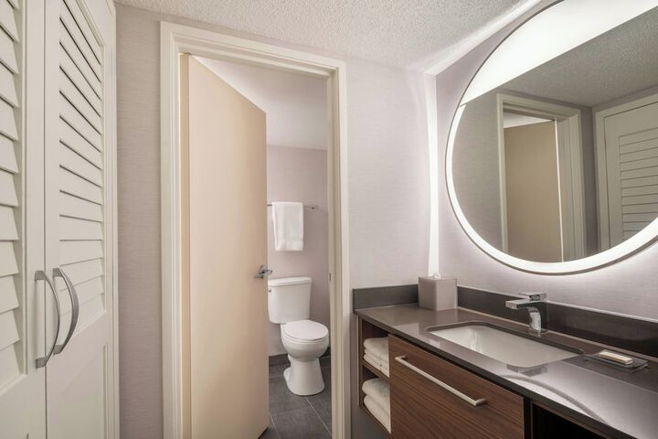 Courtyard by Marriott Cleveland Beachwood