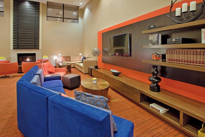 Hotel Interior 10 of 47