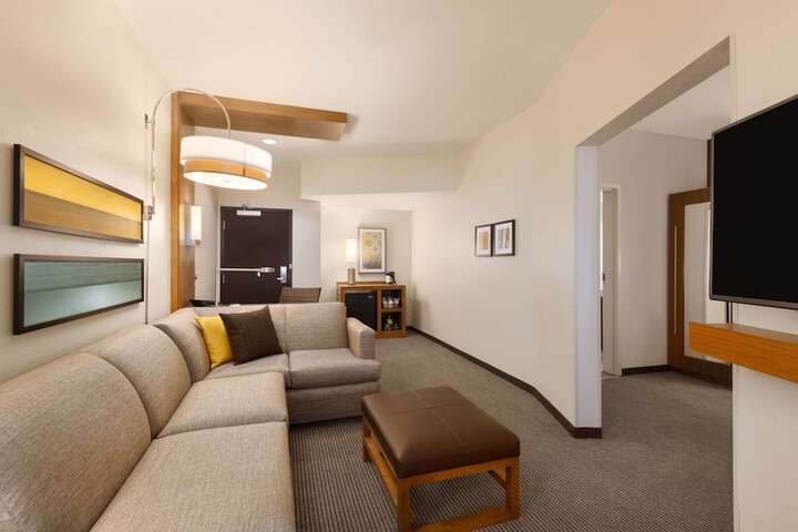 Hyatt Place Phoenix / Chandler-Fashion Center