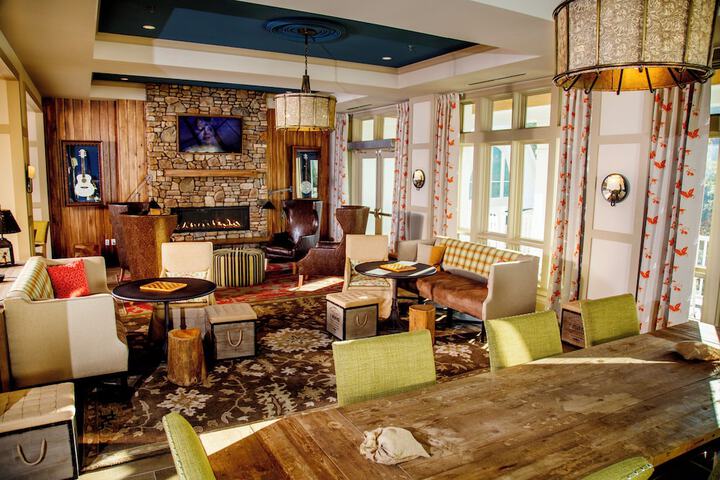 Dollywoods DreamMore Resort