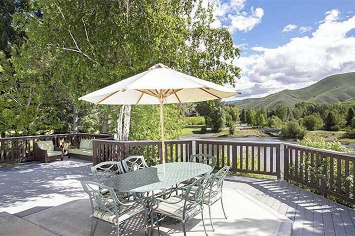 Terrace/Patio 118 of 138