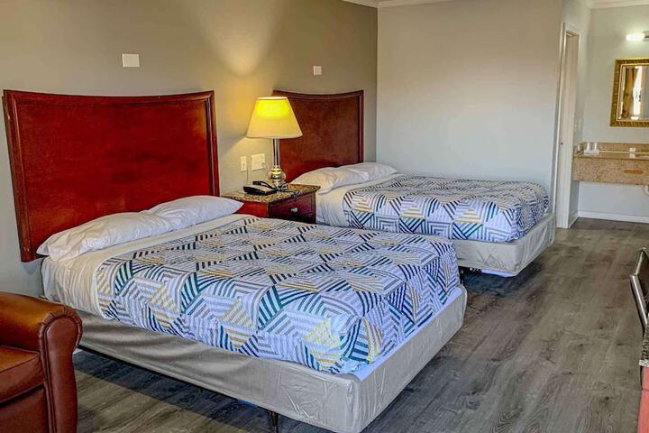 Room 18 of 21