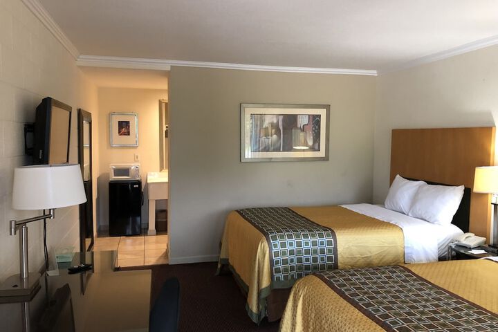 Room 19 of 36