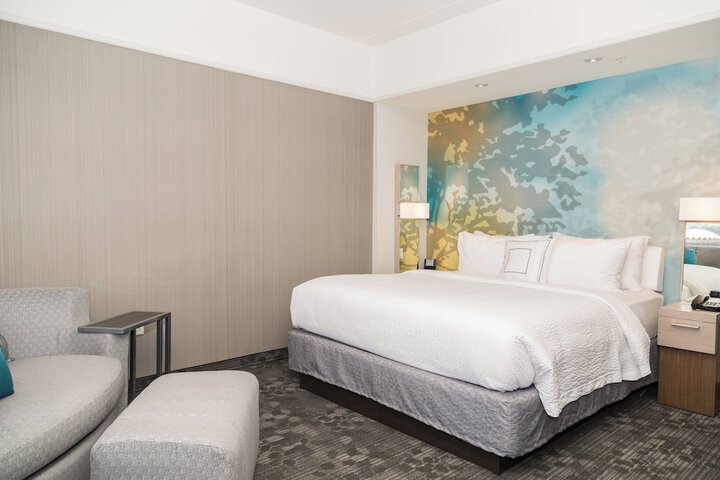 Room 19 of 30
