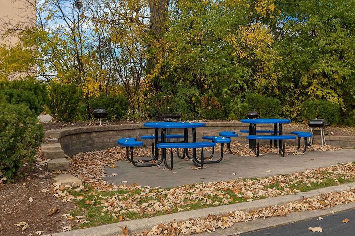 Extended Stay America Select Suites - Milwaukee - Waukesha