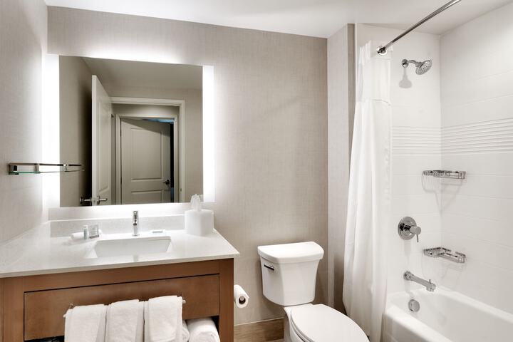 Room 41 of 77