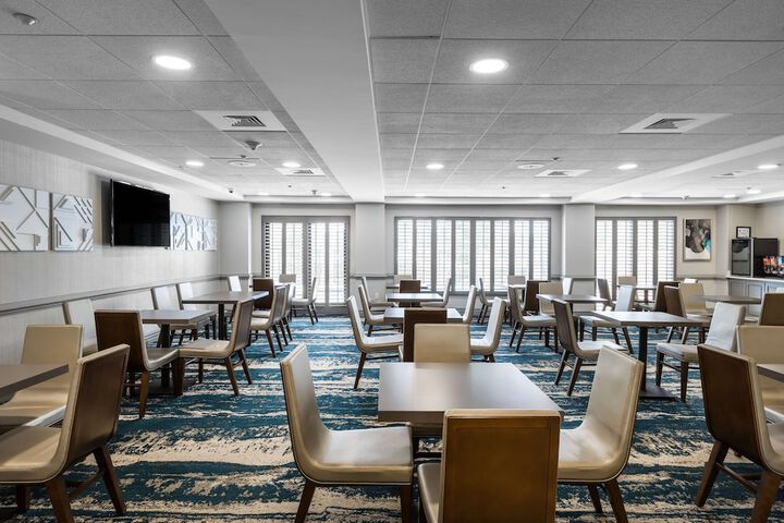 Wingate by Wyndham Charlotte Speedway / Concord