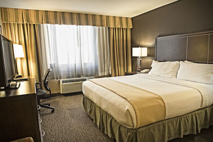 Room 22 of 42