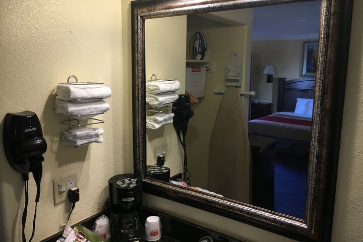 Room 7 of 15