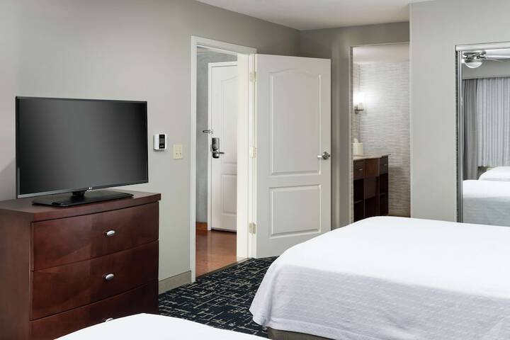 Homewood Suites by Hilton Fresno Airport / Clovis CA
