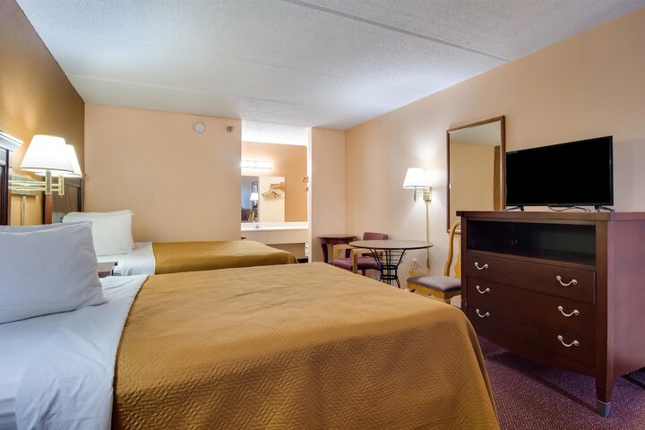 Room 29 of 34