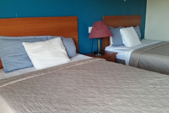 Room 9 of 17