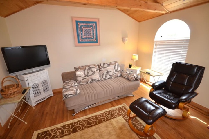 Shorelands Guest Resort and Cottages