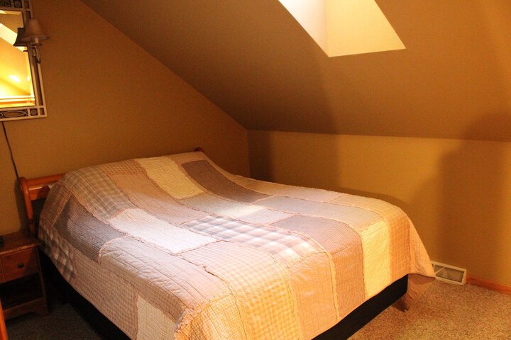 Room 159 of 374